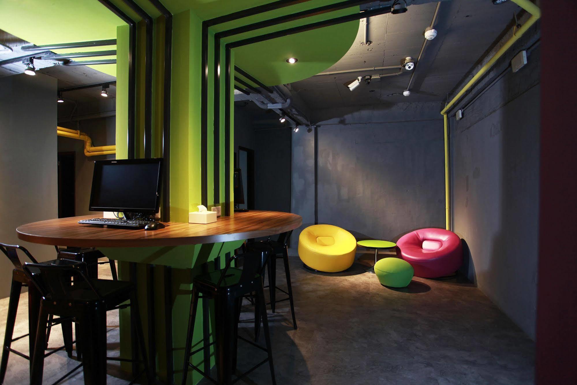 Backpackers Hostel - Ximen Đài Bắc Ngoại thất bức ảnh